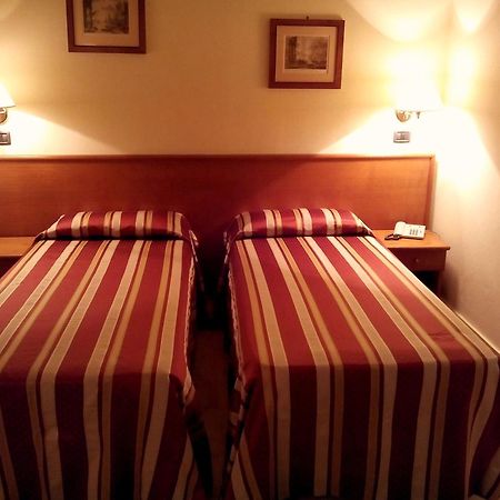 Hotel Select Montecchio Emilia Rom bilde