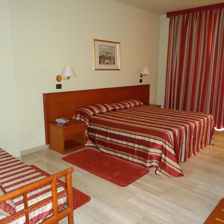 Hotel Select Montecchio Emilia Rom bilde