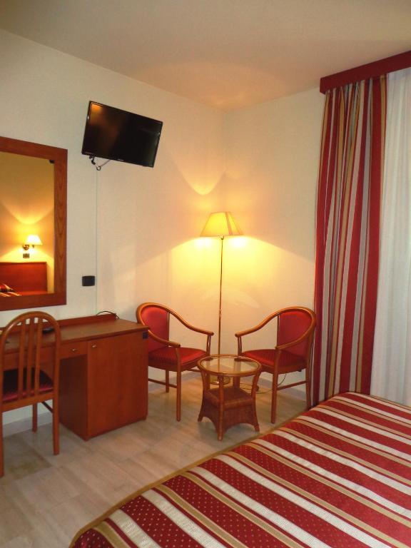 Hotel Select Montecchio Emilia Eksteriør bilde