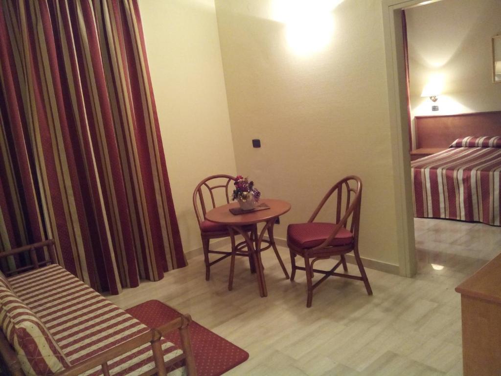 Hotel Select Montecchio Emilia Eksteriør bilde