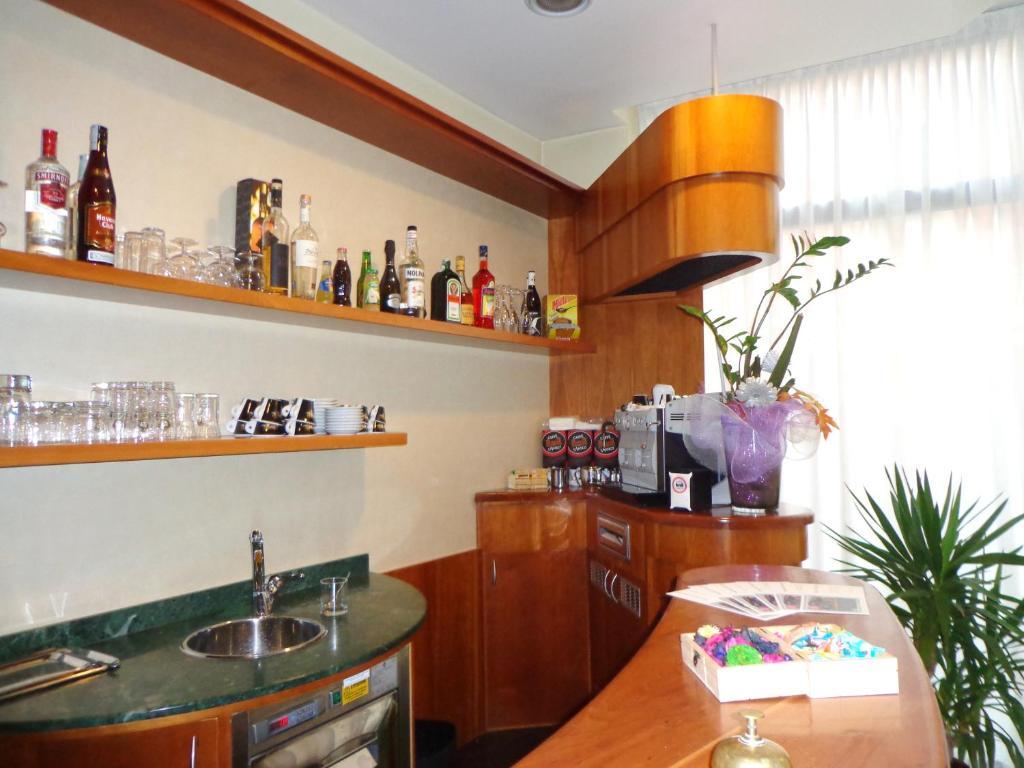 Hotel Select Montecchio Emilia Eksteriør bilde