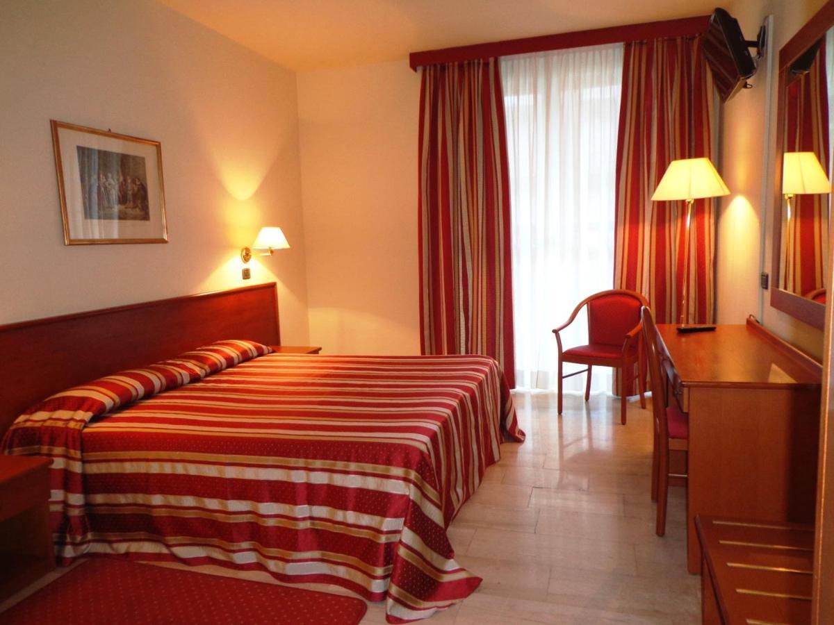 Hotel Select Montecchio Emilia Eksteriør bilde